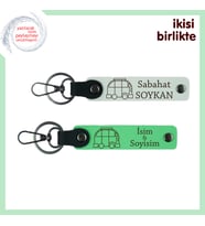 Yolda Tanışılan Kalplere Kişisel Sürpriz, Karavan Anahtarlık x2’li, İsim Yazılabilir, Beyaz-F Yeşil