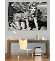 Mini Elbiseli Tamirci Pin Up Kadın Dekoratif Kanvas - Mdf Ahşap Tablo
