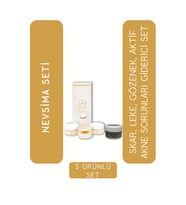 Nevsima Seti ve Hawaiian Spirulina Maske