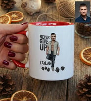Kişiye Özel Karikatürlü Never Give Up Motivasyon Kupa Bardak Doğum Günü Hediyesi