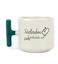 Sözlerden Çok Gözlerdedir Aşk Baskılı Yeşil Kulplu T Kupa