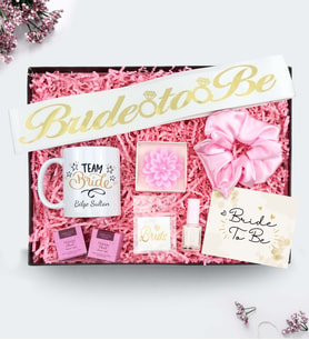Kişiye Özel Team Bride Kupa & Bride To Be Kuşak & 2'li Teashop Bitki Çayı & Pastel Oje & Saten Toka & Lotus Çiçeği Mum & Bride Geçici Dövme Hediye Seti