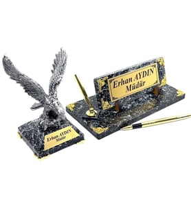 Sizlere Özel İmza Kalemli Masa İsimliği - Mermer Tasarımlı Gri Kartallı Premium Set (Model 2)