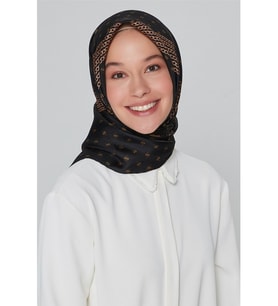 Saf İpek Eşarp (Nostalji Sura) (S) 8113D (Siyah-Gold)