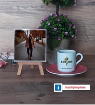 Komando Fotoğraflı Dekoratif Taş, Ahşap Altlıklı Türk Kahvesi Fincanı Hediye (Model 6)