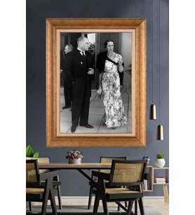 Altın Varaklı Çerçeveli Paspartulu Atatürk Tablo nh60 (Gold)