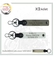 Motorcuya, İsim Plaka ve 0 Rh (-) Kan Grubu Yazılı Hediyelik x2 Anahtarlık Takım, Kül Gri-Beyaz-SK (Çok Renkli)