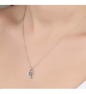 SWAROVSKİ TAŞLI KALP 925 AYAR GÜMÜŞ KOLYE