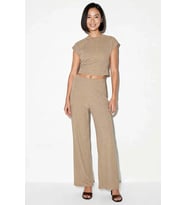 Kadın Crop Üst Geniş Paça Pantolonlu Takım Bisiklet Yaka Kolsuz Likralı Rahat Kesim Günlük Modern