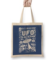 UFO Attack Comic Book Cover Bez Çanta Uzun Saplı