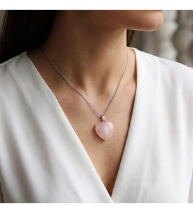 Pembe Kuvars Taşı Kalp Kolye - Çelik Zincirli Açık Renkli