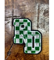 ÜTÜ İLE YAPIUŞAN DAMALI HARF ARMA DİKİŞ APLİKE 7X7 CM