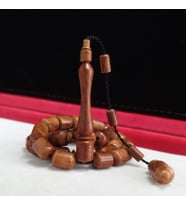 KAHVERENGİ KUKA KAPSÜL MODEL TESBİH 