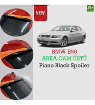 Bmw E90  Cam Üstü Piano Black Spoiler
