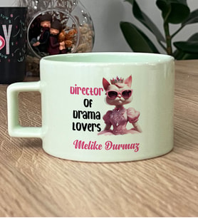 Kişiye Özel Director Of Drama Lovers Hediye Pastel Fincan Arkadaşa Hediye (Yeşil)