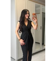Kadın Kısa Kollu V Yakalı önü Sarmal Detaylı Yırtmaçlı Sandy Midi Elbise