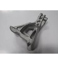 FIAT ALBEA- 02/05; ŞANZUMAN TAKOZU BAĞLANTI KULAĞI 1.3CC 51718985 1806-7530