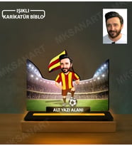 Kişiye Özel Sarı Kırmızı Erkek Taraftar Karikatürlü 14 cm MDF Işıklı Biblo - Futbol Temalı Hediye Futbol Severlere ve Spor Tutkunlarına Hediye