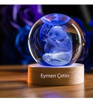 İsme Özel Büyük Boy Renkli Işıklı Ahşap Kaideli Panda Temalı Cam Küre 8cm