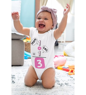 Kız Bebek Beyaz Mam Dad 1+1=3 Desenli Kısa Kol Body