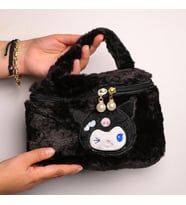 Sanrio Kuromi  İnci Detaylı Peluş El Çantası Siyah