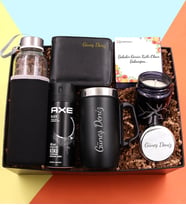 Kişiye Özel 280 ML Siyah Kulplu Termos & Erkek Deodorant &  Özel Kılıflı 500Ml Su Matarası & Siyah Deri Cüzdan & Gümüş Renk Mermer Desenli Mum Hediye Seti