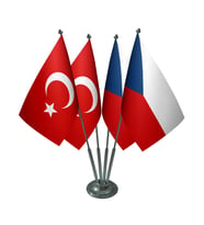 Masa Üstü Çek Cumhuriyeti Bayrağı Türk Bayrağı Dörtlü Krom Direk Masa Bayrak Seti