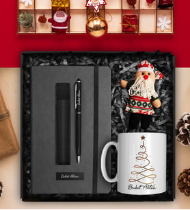 10 Adet Yılbaşına Özel Defter & Deri Kılıflı Touch Pen Kalem & Özel Tasarım Kupa & Peluş Anahtarlık Hediye Seti (Gold)
