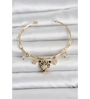 Pirinç Gold Renk Leopar Detaylı Charmlı Kadın Bileklik TJ-BB8490