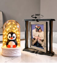 Kişiye Özel 2 Fotoğraflı Dönen Ahşap Çerçeve ve LED Işıklı Penguenli Fanus Hediye Seti