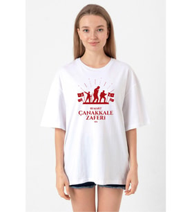 18 Mart Çanakkale Savaşı Red Beyaz Kadın Oversize Tshirt