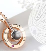 100 Dilde Seni Seviyorum Rose Renk Kolye