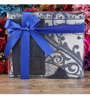 Hediyelik Seccade, Şal, İnci Tesbih, Asetat Kutulu (26×23 cm 450 gr) Set-Lacivert