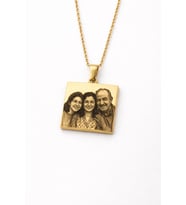 Kişiye Özel Fotoğraflı Kare Kolye