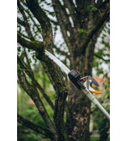 Fiskars Bypass Zürafa Upx82 Ve Upx86 Için Ağaç Testeresi, Sertleştirilmiş Çelik, Uzunluk: 46 Cm, Siy