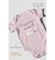 Teyzesinin Minik Kuzusu Baskılı Bebek Zıbını – Çıtçıtlı Body 8 Renk  %100 Pamuk Kısa Kol (Bebek Pembesi)