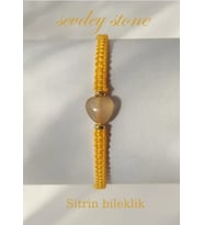 Sevdey Stone kalp sitrin taşlı makrome bayan el işçiliği bileklik (Sarı)