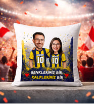 BK Gift Kişiye Özel İsimli Sarı-Lacivert Sevgili Karikatürlü Beyaz Kırlent Yastık - Doğum Günü Hediyesi, Taraftar Hediyesi