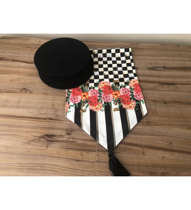 DAMALI  KIRMIZI GÜL DESENLİ RUNNER & SUPLA (Çok Renkli)