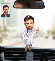 Kişiye Özel Fotoğraflı Doktor Tasarımlı Karikatür Araba Dikiz Ayna Süsü