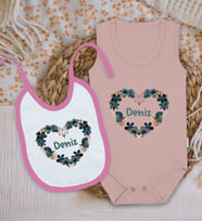 BK Kids Kişiye Özel İsimli Pembe %100 Pamuklu Askılı Sıfır Kol Bebek Body Zıbın ve Mama Önlüğü Hediye Seti-8