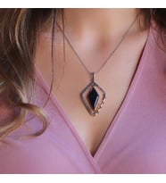 Safir Taşlı Gümüş Otantik Tasarım Kolye