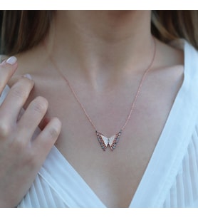 Kelebek Modeli Renkli Zirkon Taşlı Rose Gold Kaplama Gümüş Kolye