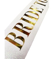 Nessiworld Beyaz Üzeri Altın Büyük Bride To Be Yazılı Simli Işıltılı Kuşak Kemer 10x80 cm