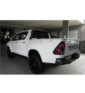 Toyota Hilux Uyumlu Stop Çerçevesi ABS Siyah 2016 Sonrası
