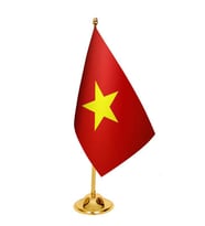 Masa Üstü Vietnam Bayrağı + Pirinç Direk Masa Bayrak Seti
