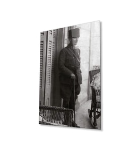 Atatürk Cam Tablo 4mm Dayanıklı Temperli Cam, Atatürk Glass Wall Art (Çok Renkli)