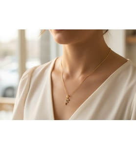STİL İNCİSİ/XUPING JEWELRY F HARFLİ TAŞLI KOLYE
