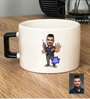 Kişiye Özel Karikatürlü Özel Güvenlik Lüks Fincan Doğum Günü Hediyesi