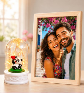 Kişiye Özel Fotoğraflı Ahşap Çerçeve ve LED Işıklı Pandalı Fanus Sevgiliye Hediye